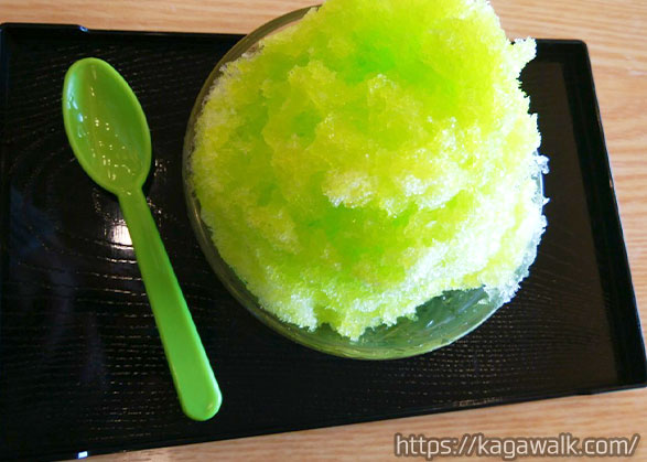 お風呂上がりは熱いのでつい、かき氷をたべてしまいました＾＾ かき氷は300円。ザクザク食感です！